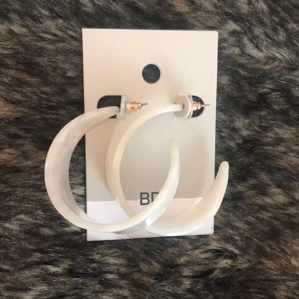 White Tortoise shell hoop earrings